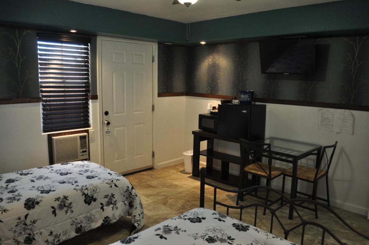 K7 Bed And Breakfast Pahrump Exterior photo