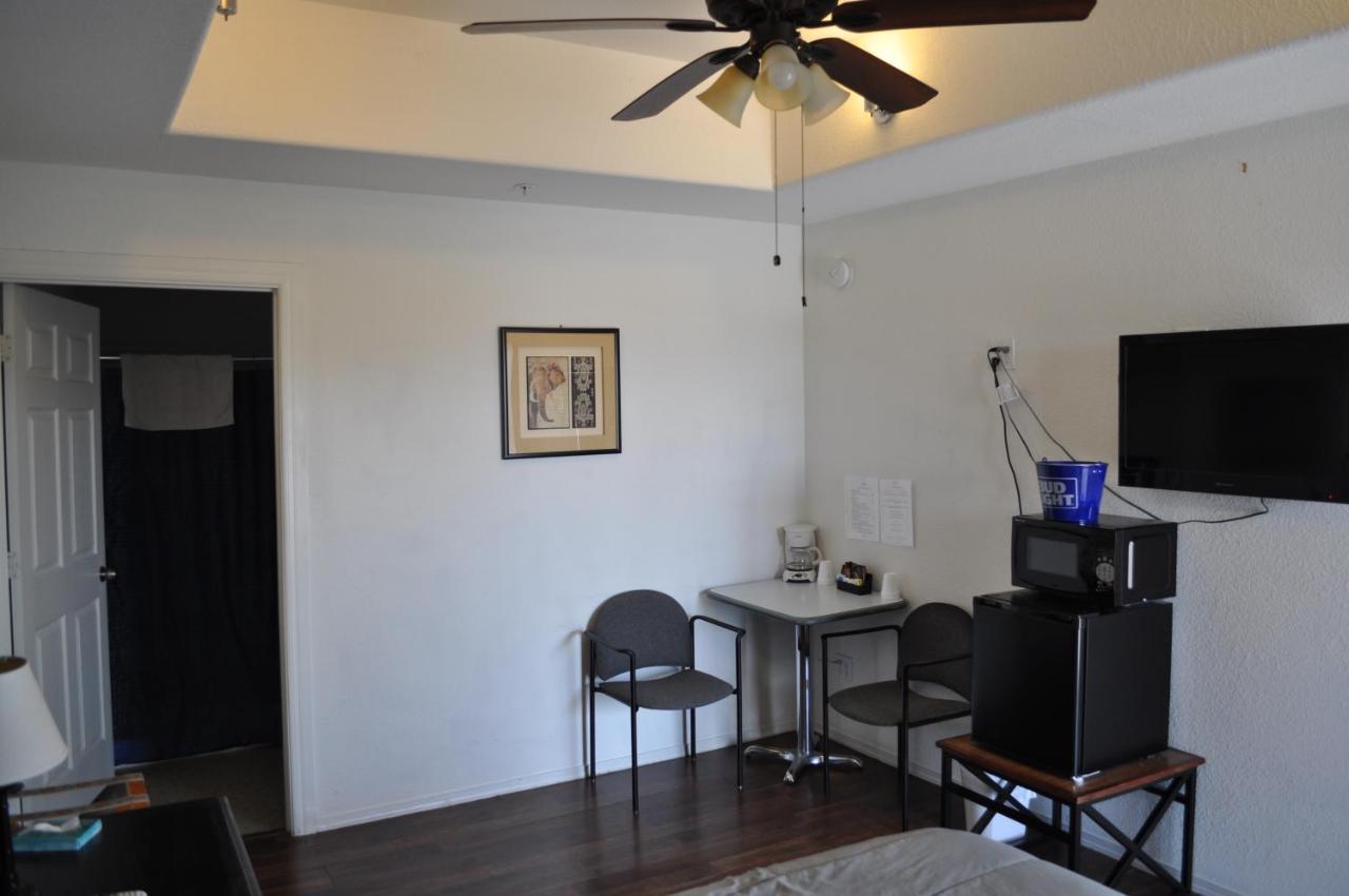 K7 Bed And Breakfast Pahrump Exterior photo